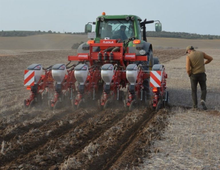 fOTO Proyecto GiraSoil: Mejora de la sostenibilidad del girasol mediante la agricultura de conservación