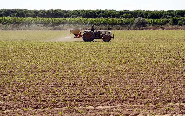 Foto ASAJA rechaza la nueva normativa sobre nutrición sostenible por aumentar la carga burocrática en el campo