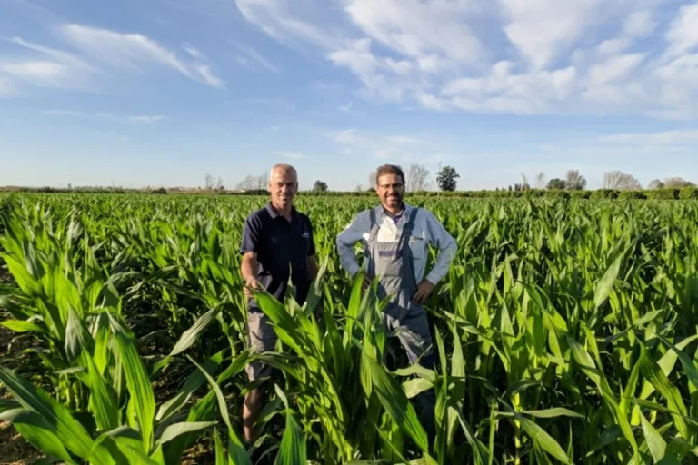 visita-a-la-finca-colaboradora-del-programa-smart- Visita a la finca colaboradora del programa Smart AG Services en Brenes, donde se realizan las prácticas de riego localizado